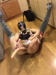 5708749.jpg (73KB)